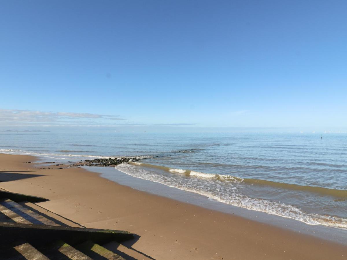 The Hollies Villa Prestatyn Ngoại thất bức ảnh