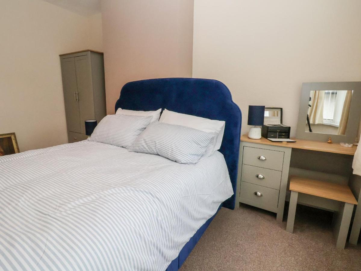 The Hollies Villa Prestatyn Ngoại thất bức ảnh